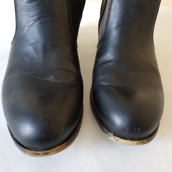 London Fog Women Black Ankle Boots Shoes - Picture 6 of 8